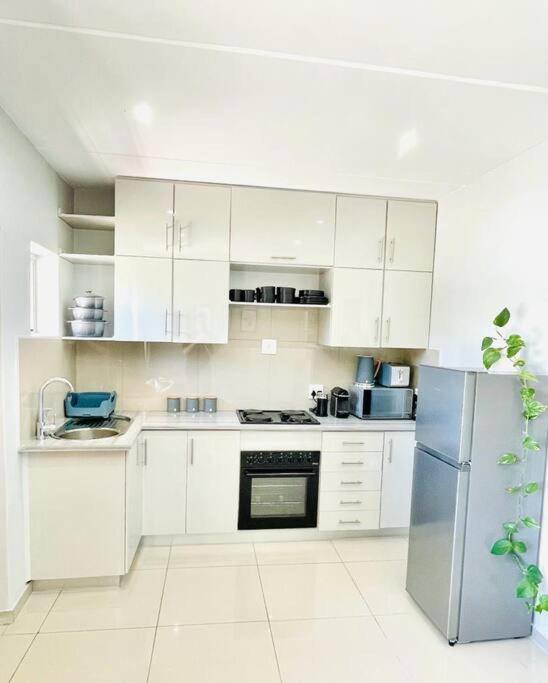 Trendy, Comfortable 1 Bedroom Apartments In 움타타 외부 사진