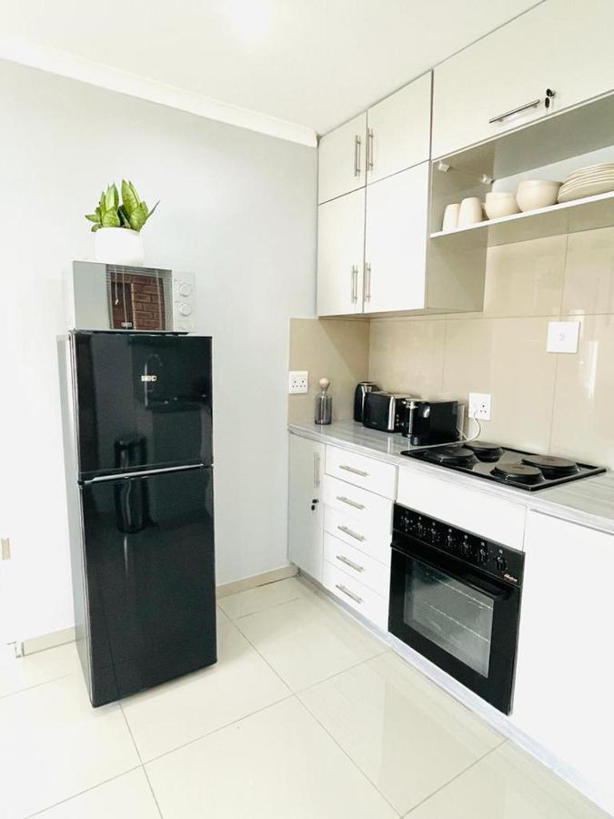 Trendy, Comfortable 1 Bedroom Apartments In 움타타 외부 사진