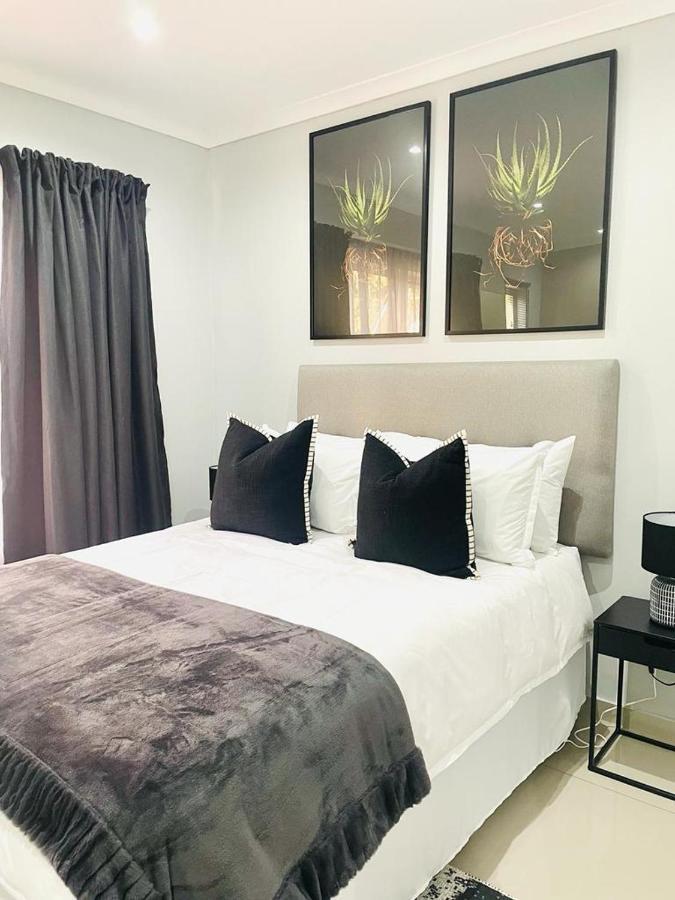 Trendy, Comfortable 1 Bedroom Apartments In 움타타 외부 사진