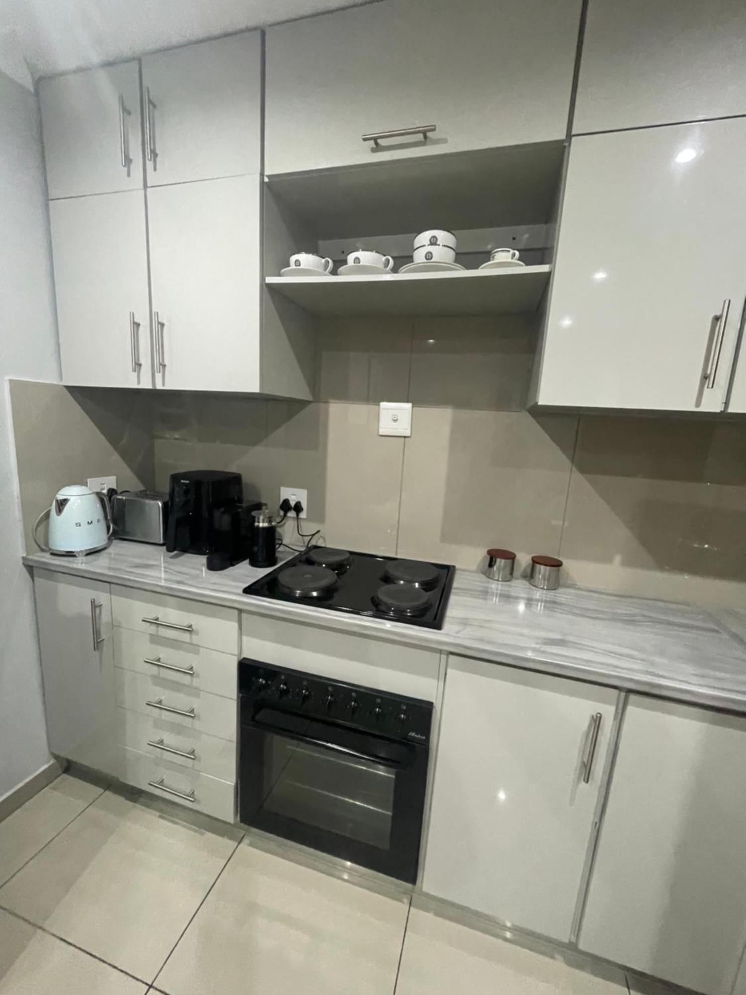Trendy, Comfortable 1 Bedroom Apartments In 움타타 외부 사진