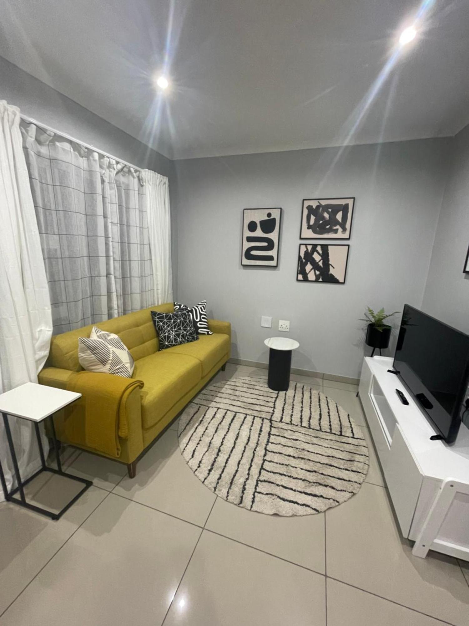 Trendy, Comfortable 1 Bedroom Apartments In 움타타 외부 사진