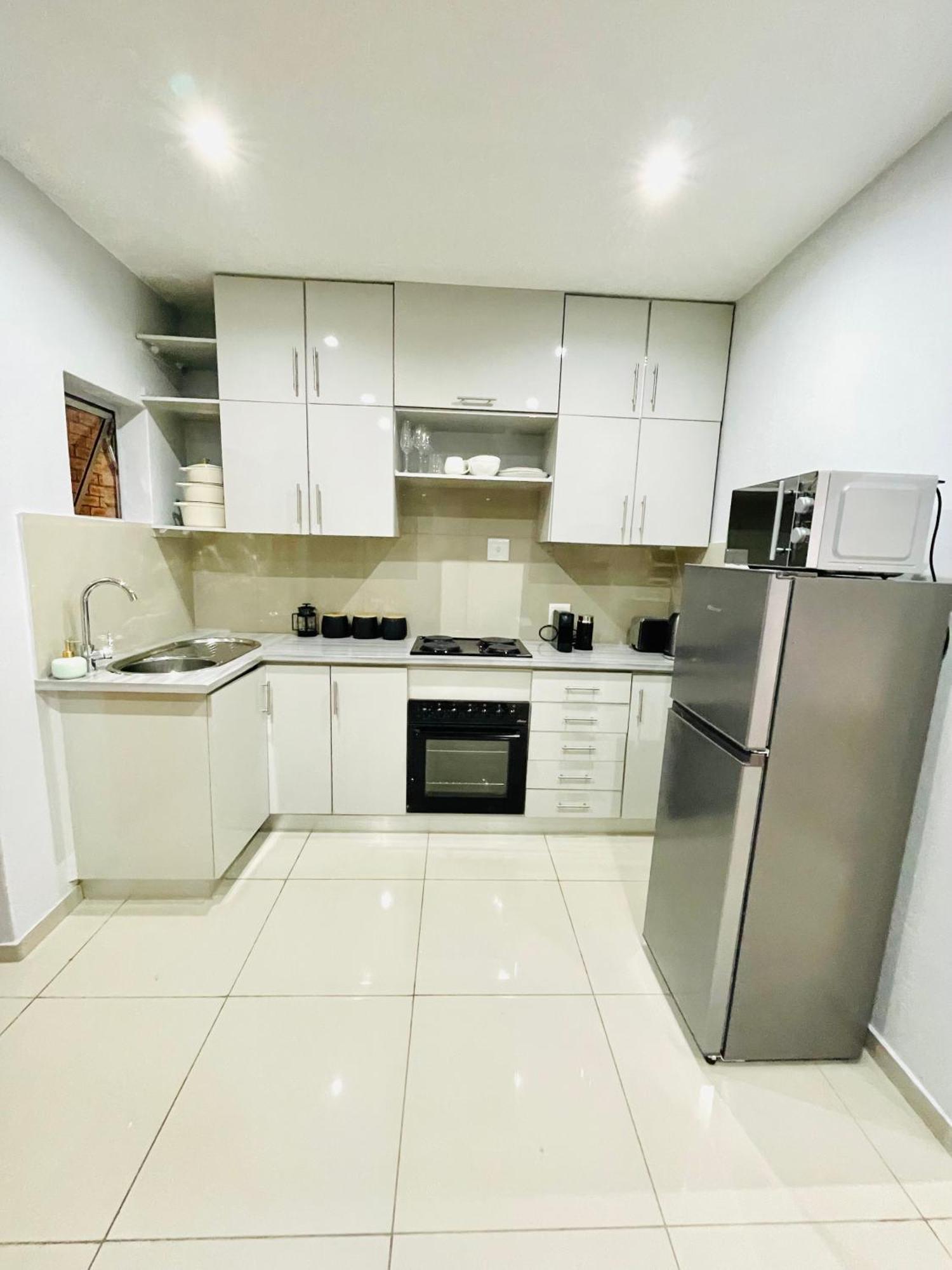 Trendy, Comfortable 1 Bedroom Apartments In 움타타 외부 사진