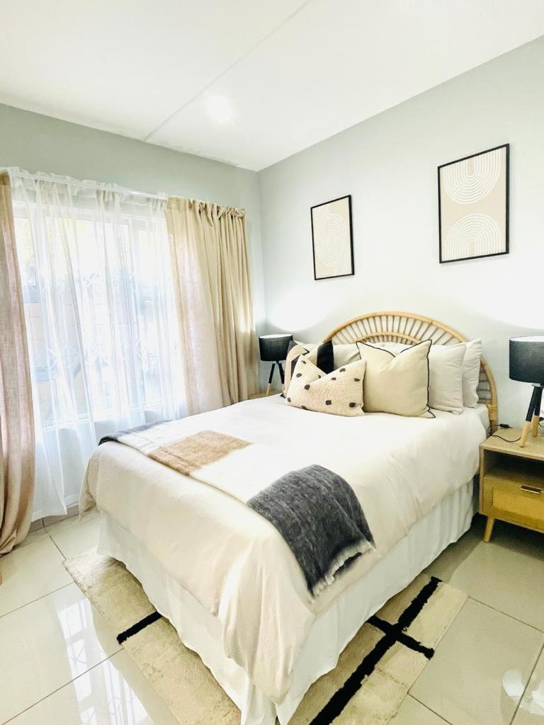 Trendy, Comfortable 1 Bedroom Apartments In 움타타 외부 사진